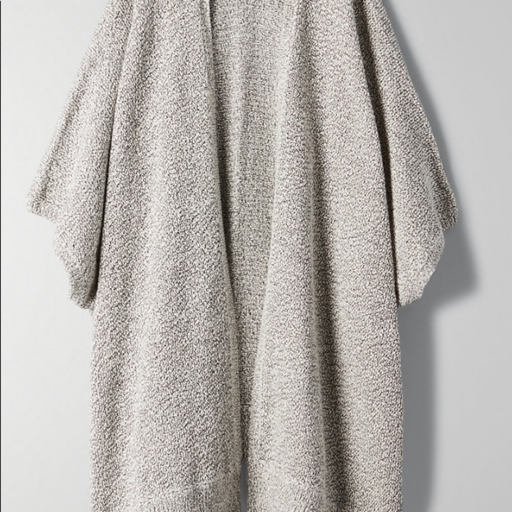 Aritzia Community Heather Gray Cape